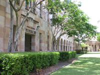 昆士兰大学 