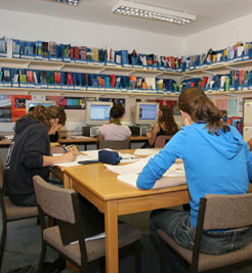 贝格斯山女子中学(Girls)